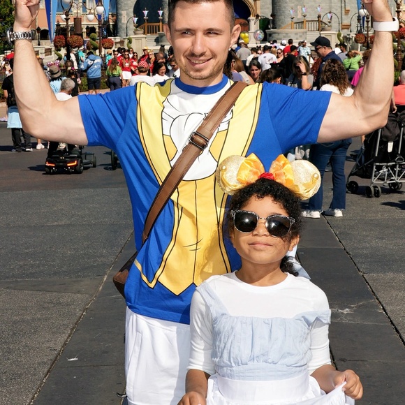 Men’s Disneybound shirt bundle Beast Buzz Lightyear Donald - Picture 5 of 6